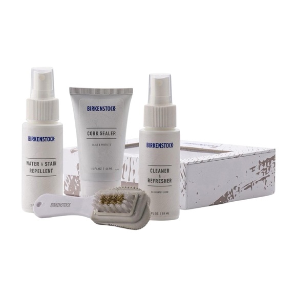 ✨BNWT - Birkenstock Deluxe Shoe Care Kit✨ - Picture 1 of 2